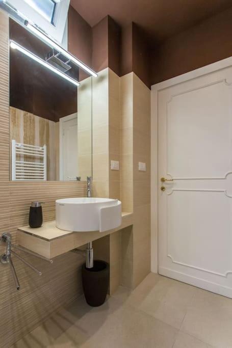 Frangipane 31 Monti Terrace Apartment Rome Exterior photo